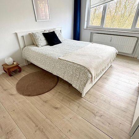 Charming Two Bedroom Flat - Nato - Bryssel Exteriör bild